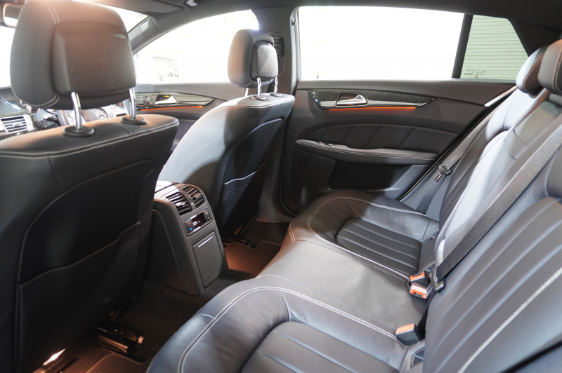 メルセデスベンツ CLS CLS350 ｼｭｰﾃｨﾝｸﾞﾌﾞﾚｰｸ AMGｽﾎﾟｰﾂ&ﾚｰﾀﾞｰｾｰﾌﾃｨPKG　1ｵｰﾅｰ Pｽﾀ 黒革 ｼｰﾄﾋｰﾀｰ SR ﾅﾋﾞTV Bｶﾒﾗ LEDﾍｯﾄﾞﾗｲﾄ ﾏﾙﾁｶﾗｰｱﾝﾋﾞｴﾝﾄ 自動Rｹﾞｰﾄ AMGｴｱﾛ&19AW　2年保証