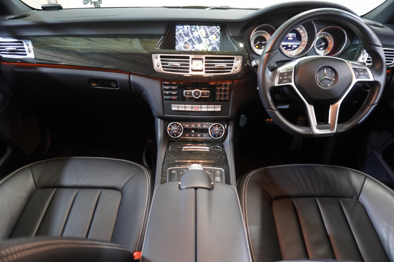 メルセデスベンツ CLS CLS350 ｼｭｰﾃｨﾝｸﾞﾌﾞﾚｰｸ AMGｽﾎﾟｰﾂ&ﾚｰﾀﾞｰｾｰﾌﾃｨPKG　1ｵｰﾅｰ Pｽﾀ 黒革 ｼｰﾄﾋｰﾀｰ SR ﾅﾋﾞTV Bｶﾒﾗ LEDﾍｯﾄﾞﾗｲﾄ ﾏﾙﾁｶﾗｰｱﾝﾋﾞｴﾝﾄ 自動Rｹﾞｰﾄ AMGｴｱﾛ&19AW　2年保証