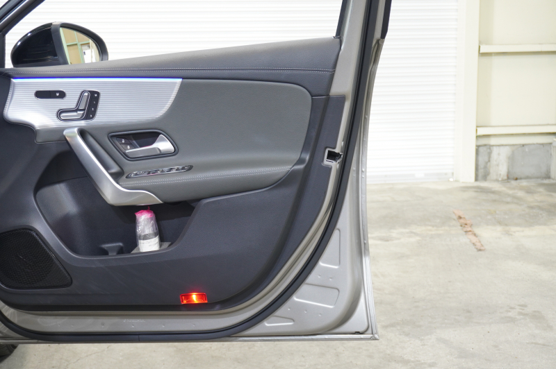 メルセデスベンツ Aクラス A200d AMGﾗｲﾝ AMGﾚｻﾞｰｴｸｽｸﾙｰｼﾌﾞ&ｱﾄﾞﾊﾞﾝｽﾄﾞ&ﾚｰﾀﾞｰｾｰﾌﾃｨPKG　MEｺﾈ 黒灰革 ﾊﾟﾉﾗﾏSR MBUXﾅﾋﾞTV 360ｶﾒﾗ ﾍｯﾄﾞｱｯﾌﾟD ADVｽﾋﾟｰｶｰ ﾊﾝｽﾞﾌﾘｰ ﾏﾙﾁﾋﾞｰﾑLEDﾗｲﾄ AMG18AW　2年保証