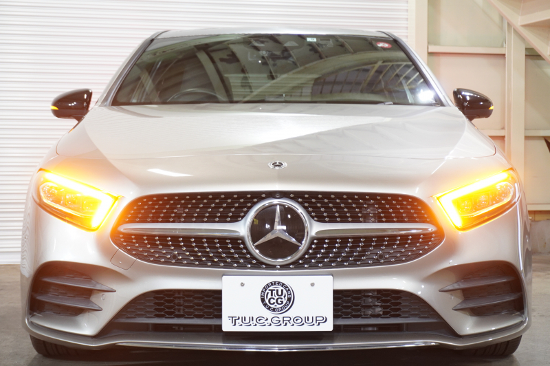 メルセデスベンツ Aクラス A200d AMGﾗｲﾝ AMGﾚｻﾞｰｴｸｽｸﾙｰｼﾌﾞ&ｱﾄﾞﾊﾞﾝｽﾄﾞ&ﾚｰﾀﾞｰｾｰﾌﾃｨPKG　MEｺﾈ 黒灰革 ﾊﾟﾉﾗﾏSR MBUXﾅﾋﾞTV 360ｶﾒﾗ ﾍｯﾄﾞｱｯﾌﾟD ADVｽﾋﾟｰｶｰ ﾊﾝｽﾞﾌﾘｰ ﾏﾙﾁﾋﾞｰﾑLEDﾗｲﾄ AMG18AW　2年保証