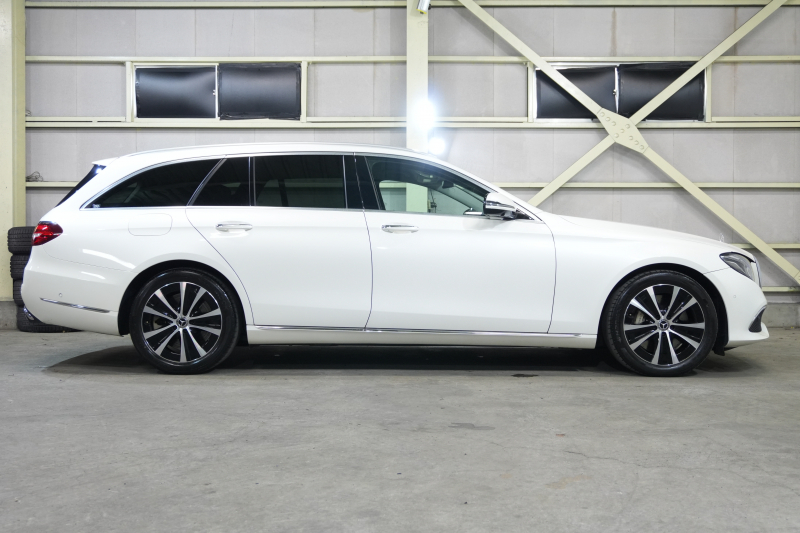 メルセデスベンツ Eクラス E450 ﾜｺﾞﾝ 4MATIC ｴｸｽｸﾙｰｼﾌﾞ ﾚｰﾀﾞｰSP　中期 Meｺﾈ Pｽﾀ 黒革 ﾅﾋﾞTV 360ｶﾒﾗ ﾌﾞﾙﾒｽﾀｰ ﾏﾙﾄﾋﾞｰﾑLED ｼｰﾄﾋｰﾀｰ&ｸｰﾗｰ HUD自動Rｹﾞｰﾄﾊﾝｽﾞﾌﾘｰｱｸｾｽ　2年保証