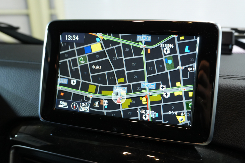 メルセデスベンツ Gクラス G350d ﾗｸﾞｼﾞｭｱﾘｰP　黒革 ｽﾗｲﾃﾞｨﾝｸﾞﾙｰﾌ ﾅﾋﾞTV Bｶﾒﾗ 全席ｼｰﾄﾋｰﾀｰ harman/kardonｻｳﾝﾄﾞ 　2年保証