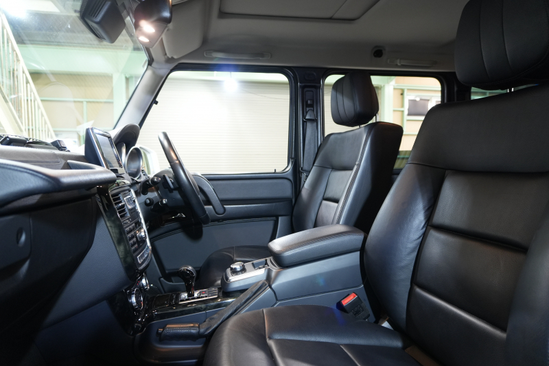 メルセデスベンツ Gクラス G350d ﾗｸﾞｼﾞｭｱﾘｰP　黒革 ｽﾗｲﾃﾞｨﾝｸﾞﾙｰﾌ ﾅﾋﾞTV Bｶﾒﾗ 全席ｼｰﾄﾋｰﾀｰ harman/kardonｻｳﾝﾄﾞ 　2年保証