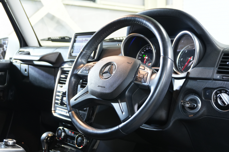 メルセデスベンツ Gクラス G350d ﾗｸﾞｼﾞｭｱﾘｰP　黒革 ｽﾗｲﾃﾞｨﾝｸﾞﾙｰﾌ ﾅﾋﾞTV Bｶﾒﾗ 全席ｼｰﾄﾋｰﾀｰ harman/kardonｻｳﾝﾄﾞ 　2年保証