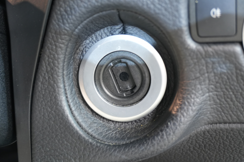 メルセデスベンツ Gクラス G350d ﾗｸﾞｼﾞｭｱﾘｰP　黒革 ｽﾗｲﾃﾞｨﾝｸﾞﾙｰﾌ ﾅﾋﾞTV Bｶﾒﾗ 全席ｼｰﾄﾋｰﾀｰ harman/kardonｻｳﾝﾄﾞ 　2年保証