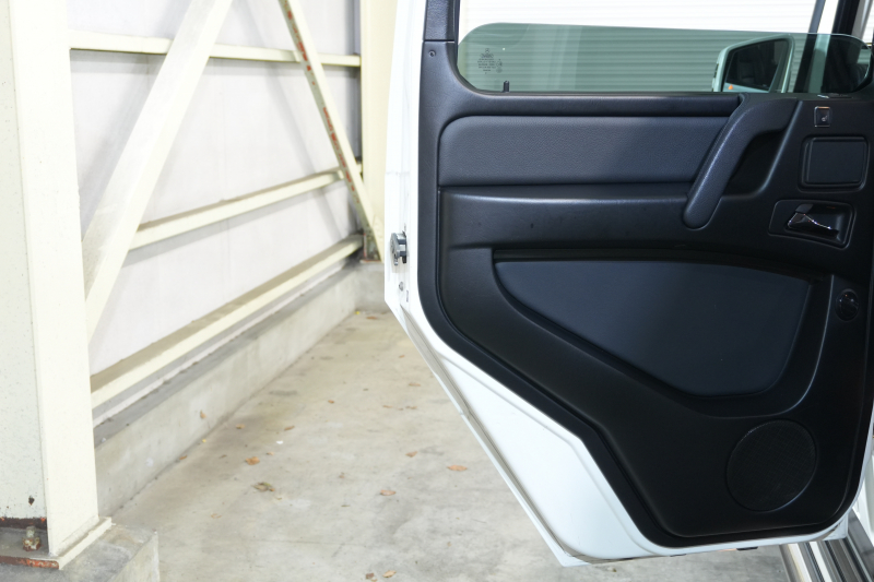 メルセデスベンツ Gクラス G350d ﾗｸﾞｼﾞｭｱﾘｰP　黒革 ｽﾗｲﾃﾞｨﾝｸﾞﾙｰﾌ ﾅﾋﾞTV Bｶﾒﾗ 全席ｼｰﾄﾋｰﾀｰ harman/kardonｻｳﾝﾄﾞ 　2年保証