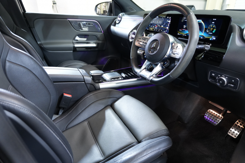 AMG GLA GLA45 4MATIC AMGｱﾄﾞﾊﾞﾝｽﾄﾞ& ﾊﾟﾌｫｰﾏﾝｽPKG　Meｺﾈ MBUX 黒/灰ｺﾝﾋﾞ革 ﾊﾟﾉﾗﾏSR ﾅﾋﾞTV  ｱﾄﾞﾊﾞﾝｽﾄﾞｻｳﾝﾄﾞ ﾍｯﾄﾞｱｯﾌﾟD 360ｶﾒﾗ ﾊﾟﾌｫｰﾏﾝｽｽﾃｱ 自動ﾄﾗﾝｸ ﾌｯﾄﾄﾗﾝｸOP LEDﾍｯﾄﾞﾗｲﾄ AMG20ｲﾝﾁAW　2年保証