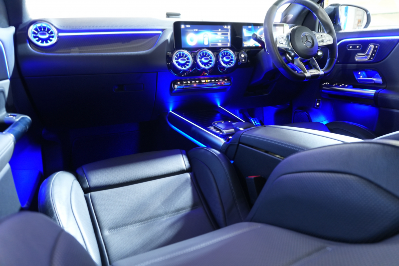 AMG GLA GLA45 4MATIC AMGｱﾄﾞﾊﾞﾝｽﾄﾞ& ﾊﾟﾌｫｰﾏﾝｽPKG　Meｺﾈ MBUX 黒/灰ｺﾝﾋﾞ革 ﾊﾟﾉﾗﾏSR ﾅﾋﾞTV  ｱﾄﾞﾊﾞﾝｽﾄﾞｻｳﾝﾄﾞ ﾍｯﾄﾞｱｯﾌﾟD 360ｶﾒﾗ ﾊﾟﾌｫｰﾏﾝｽｽﾃｱ 自動ﾄﾗﾝｸ ﾌｯﾄﾄﾗﾝｸOP LEDﾍｯﾄﾞﾗｲﾄ AMG20ｲﾝﾁAW　2年保証