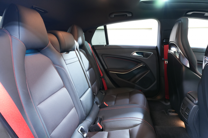 AMG CLAクラス CLA45 4MATIC ｼｭｰﾃｨﾝｸﾞﾌﾞﾚｰｸ AMGｱﾄﾞﾊﾞﾝｽﾄﾞP&ﾚｰﾀﾞｰｾｰﾌﾃｨPKG　後期 ｷｰﾚｽｺﾞｰ 黒革 ﾊﾟﾉﾗﾏSR ｼｰﾄﾋｰﾀｰ 純正ﾅﾋﾞTV CarPlay Bｶﾒﾗ PTS LEDﾍｯﾄﾞﾗｲﾄ 381ps AMG19AW　2年保証