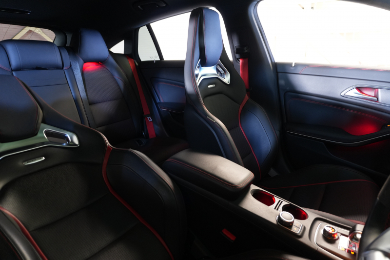 AMG CLAクラス CLA45 4MATIC ｼｭｰﾃｨﾝｸﾞﾌﾞﾚｰｸ AMGｱﾄﾞﾊﾞﾝｽﾄﾞP&ﾚｰﾀﾞｰｾｰﾌﾃｨPKG　後期 ｷｰﾚｽｺﾞｰ 黒革 ﾊﾟﾉﾗﾏSR ｼｰﾄﾋｰﾀｰ 純正ﾅﾋﾞTV CarPlay Bｶﾒﾗ PTS LEDﾍｯﾄﾞﾗｲﾄ 381ps AMG19AW　2年保証