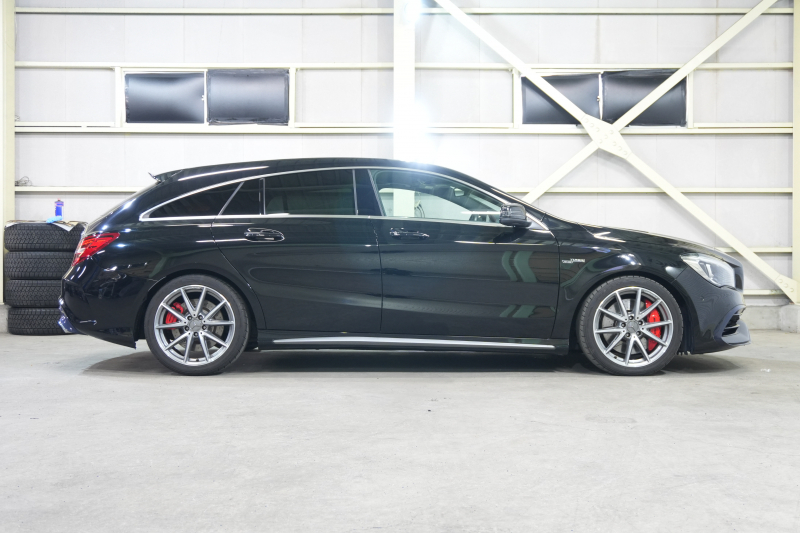 AMG CLAクラス CLA45 4MATIC ｼｭｰﾃｨﾝｸﾞﾌﾞﾚｰｸ AMGｱﾄﾞﾊﾞﾝｽﾄﾞP&ﾚｰﾀﾞｰｾｰﾌﾃｨPKG　後期 ｷｰﾚｽｺﾞｰ 黒革 ﾊﾟﾉﾗﾏSR ｼｰﾄﾋｰﾀｰ 純正ﾅﾋﾞTV CarPlay Bｶﾒﾗ PTS LEDﾍｯﾄﾞﾗｲﾄ 381ps AMG19AW　2年保証