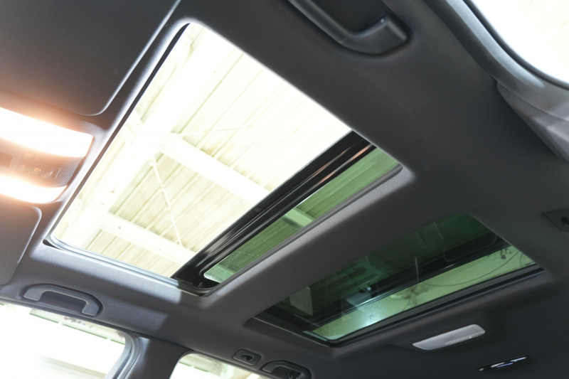 メルセデスベンツ GLKクラス GLK350 4MATIC AMGｴｸｽｸﾙｰｼﾌﾞ&ﾚｰﾀﾞｰｾｰﾌﾃｨP　後期ﾓﾃﾞﾙ 左H 黒革 ｼｰﾄﾋｰﾀｰ ﾊﾟﾉﾗﾏｻﾝﾙｰﾌ 純正ﾅﾋﾞ ﾌﾙｾｸﾞTV 360ｶﾒﾗ ｱﾙﾊﾟｲﾝﾘｱﾓﾆﾀｰ 自動Rｹﾞｰﾄ AMGｴｱﾛ&20ｲﾝﾁAW 2年保証