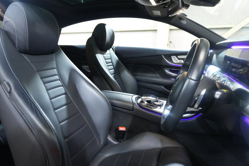 メルセデスベンツ Eクラス E400 4MATIC ｸｰﾍﾟ ｽﾎﾟｰﾂ ｴｸｽｸﾙｰｼﾌﾞ&ﾚｰﾀﾞｰSP　Pｽﾀ 黒赤革 ﾊﾟﾉﾗﾏSR  ﾋｰﾀｰ&ﾍﾞﾝﾁﾚｰﾀｰ ﾏｯｻｰｼﾞ ﾅﾋﾞTV 360ｶﾒﾗ ﾌﾞﾙﾒｽﾀ ﾏﾙﾁﾋﾞｰﾑLEDﾗｲﾄ ｴｱﾊﾞﾗﾝｽP AMG19AW　2年保証