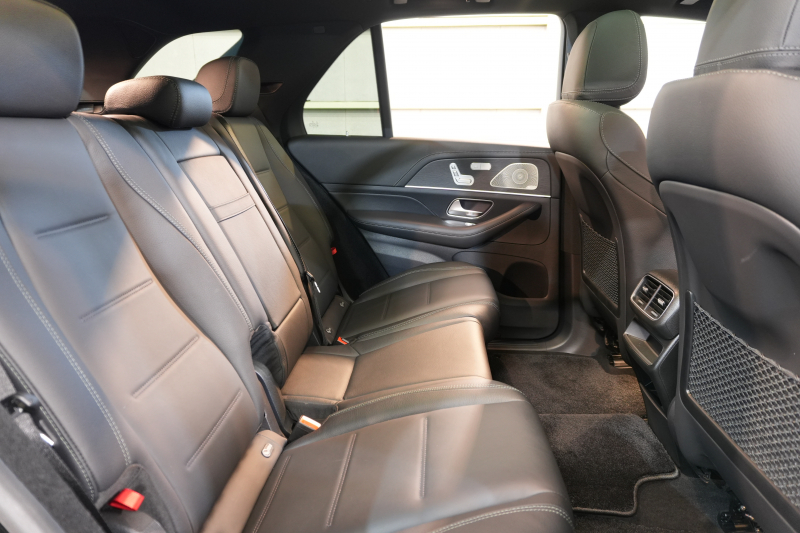 メルセデスベンツ GLE GLE400d 4MATIC ｽﾎﾟｰﾂ ﾚｻﾞｰｴｸｽｸﾙｰｼﾌﾞ&ﾚｰﾀﾞｰSP　現行ﾓﾃﾞﾙ 黒ﾅｯﾊﾟ革 ﾊﾟﾉﾗﾏSR ｼｰﾄﾋｰﾀｰ ﾍﾞﾝﾁﾚｰﾀｰ MBUX ﾅﾋﾞ ﾌﾙｾｸﾞTV Burmester 360ｶﾒﾗ ﾏﾙﾁﾋﾞｰﾑLED ｴｱｻｽ 自動Rｹﾞｰﾄ　2年保証