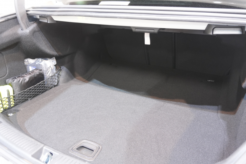 メルセデスベンツ Eクラス E200 AVG ｽﾎﾟｰﾂ ﾚｻﾞｰEXC& ﾚｰﾀﾞｰｾｰﾌﾃｨPKG　黒革 ｻﾝﾙｰﾌ ｼｰﾄﾋｰﾀｰ 純正ﾅﾋﾞ ﾌﾙｾｸﾞTV 360ｶﾒﾗ ﾌﾞﾙﾒｽﾀｰ CarPlay ﾏﾙﾁﾋﾞｰﾑLED ﾏﾙﾁｶﾗｰｱﾝﾋﾞｴﾝﾄﾗｲﾄ 自動Rｹﾞｰﾄ AMGｴｱﾛ&19ｲﾝﾁAW 　2年保証