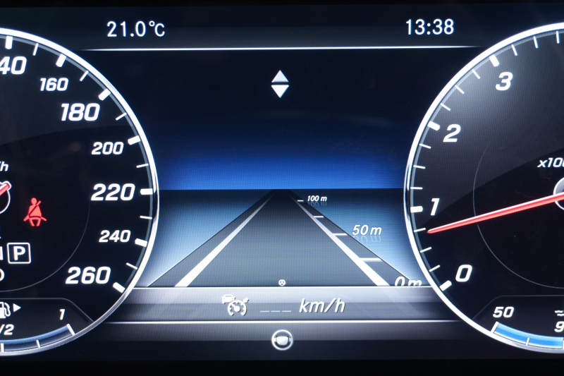 メルセデスベンツ Eクラス E200 AVG ｽﾎﾟｰﾂ ﾚｻﾞｰEXC& ﾚｰﾀﾞｰｾｰﾌﾃｨPKG　黒革 ｻﾝﾙｰﾌ ｼｰﾄﾋｰﾀｰ 純正ﾅﾋﾞ ﾌﾙｾｸﾞTV 360ｶﾒﾗ ﾌﾞﾙﾒｽﾀｰ CarPlay ﾏﾙﾁﾋﾞｰﾑLED ﾏﾙﾁｶﾗｰｱﾝﾋﾞｴﾝﾄﾗｲﾄ 自動Rｹﾞｰﾄ AMGｴｱﾛ&19ｲﾝﾁAW 　2年保証