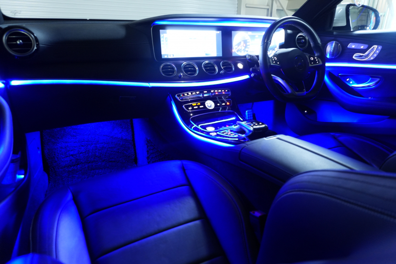 メルセデスベンツ Eクラス E200 AVG ｽﾎﾟｰﾂ ﾚｻﾞｰEXC& ﾚｰﾀﾞｰｾｰﾌﾃｨPKG　黒革 ｻﾝﾙｰﾌ ｼｰﾄﾋｰﾀｰ 純正ﾅﾋﾞ ﾌﾙｾｸﾞTV 360ｶﾒﾗ ﾌﾞﾙﾒｽﾀｰ CarPlay ﾏﾙﾁﾋﾞｰﾑLED ﾏﾙﾁｶﾗｰｱﾝﾋﾞｴﾝﾄﾗｲﾄ 自動Rｹﾞｰﾄ AMGｴｱﾛ&19ｲﾝﾁAW 　2年保証