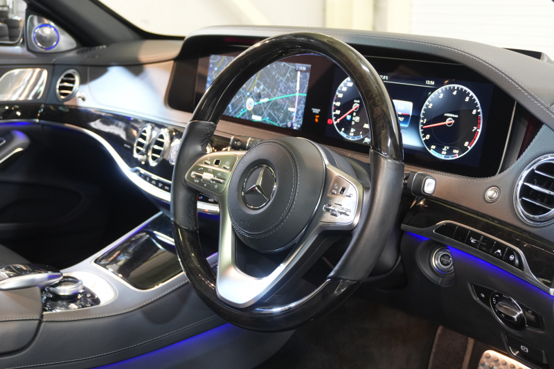 メルセデスベンツ Sクラス S560ﾛﾝｸﾞ AMGﾗｲﾝ ﾚｻﾞｰｴｸｽｸﾙｰｼﾌﾞ&ﾚｰﾀﾞｰｾｰﾌﾃｨPKG　後期 黒ﾅｯﾊﾟ革 ﾏｯｻｰｼﾞ ﾀﾞｲﾅﾐｯｸｼｰﾄ ﾊﾟﾉﾗﾏSR ﾅﾋﾞTV 360ｶﾒﾗ ﾌﾞﾙﾒｽﾀｰ HUD CarPlay ｲｰｼﾞｰｸﾛｰｼﾞｬｰ ｵｰﾄﾄﾗﾝｸ　2年保証