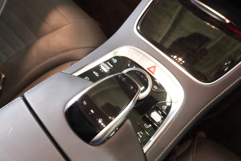 メルセデスベンツ Sクラス S560ﾛﾝｸﾞ AMGﾗｲﾝ ﾚｻﾞｰｴｸｽｸﾙｰｼﾌﾞ&ﾚｰﾀﾞｰｾｰﾌﾃｨPKG　後期 黒ﾅｯﾊﾟ革 ﾏｯｻｰｼﾞ ﾀﾞｲﾅﾐｯｸｼｰﾄ ﾊﾟﾉﾗﾏSR ﾅﾋﾞTV 360ｶﾒﾗ ﾌﾞﾙﾒｽﾀｰ HUD CarPlay ｲｰｼﾞｰｸﾛｰｼﾞｬｰ ｵｰﾄﾄﾗﾝｸ　2年保証