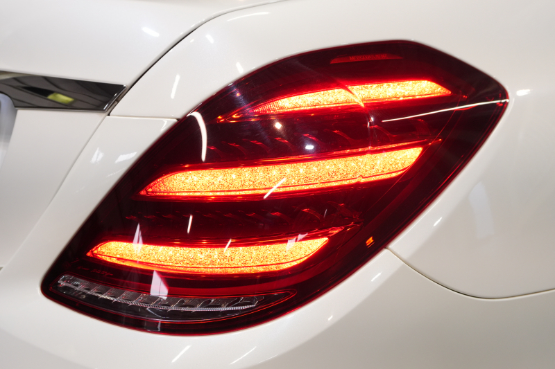 メルセデスベンツ Sクラス S560ﾛﾝｸﾞ AMGﾗｲﾝ ﾚｻﾞｰｴｸｽｸﾙｰｼﾌﾞ&ﾚｰﾀﾞｰｾｰﾌﾃｨPKG　後期 黒ﾅｯﾊﾟ革 ﾏｯｻｰｼﾞ ﾀﾞｲﾅﾐｯｸｼｰﾄ ﾊﾟﾉﾗﾏSR ﾅﾋﾞTV 360ｶﾒﾗ ﾌﾞﾙﾒｽﾀｰ HUD CarPlay ｲｰｼﾞｰｸﾛｰｼﾞｬｰ ｵｰﾄﾄﾗﾝｸ　2年保証