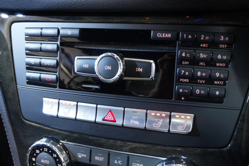 メルセデスベンツ SLクラス SL350 ﾌﾞﾙｰｴﾌｨｼｪﾝｼｰ AMGｽﾎﾟｰﾂ&ﾚｰﾀﾞｰｾｰﾌﾃｨPKG　黒革 ｼｰﾄﾋｰﾀｰ ｴｱｽｶｰﾌ ABCｻｽ 純正ﾅﾋﾞ ﾌﾙｾｸﾞTV Bｶﾒﾗ ﾏｼﾞｯｸｽｶｲﾙｰﾌ ACC 自動Rゲート/ﾊﾝｽﾞﾌﾘｰA  AMGｴｱﾛ＆19ｲﾝﾁAW　2年保証