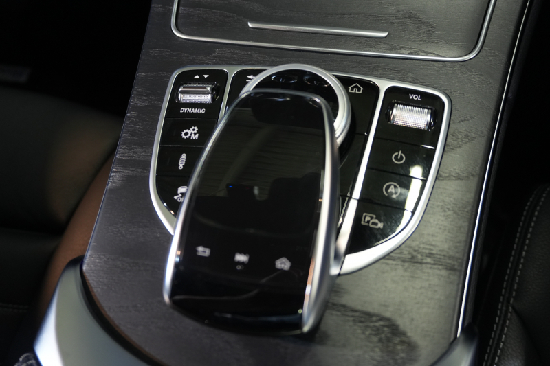 AMG Cクラス C43 4MATIC ｴｸｽｸﾙｰｼﾌﾞ ﾚｰﾀﾞｰSP 後期 黒革 ｼｰﾄﾋｰﾀｰ ﾊﾟﾉﾗﾏSR 純正ﾅﾋﾞ ﾌﾙｾｸﾞTV CarPlay ﾍｯﾄﾞｱｯﾌﾟD ﾌﾞﾙﾒｽﾀｰ Bｶﾒﾗ 自動ﾄﾗﾝｸ&ﾊﾝｽﾞﾌﾘｰA ｴｱﾊﾞﾗﾝｽPKG 19ｲﾝﾁAW　2年保証