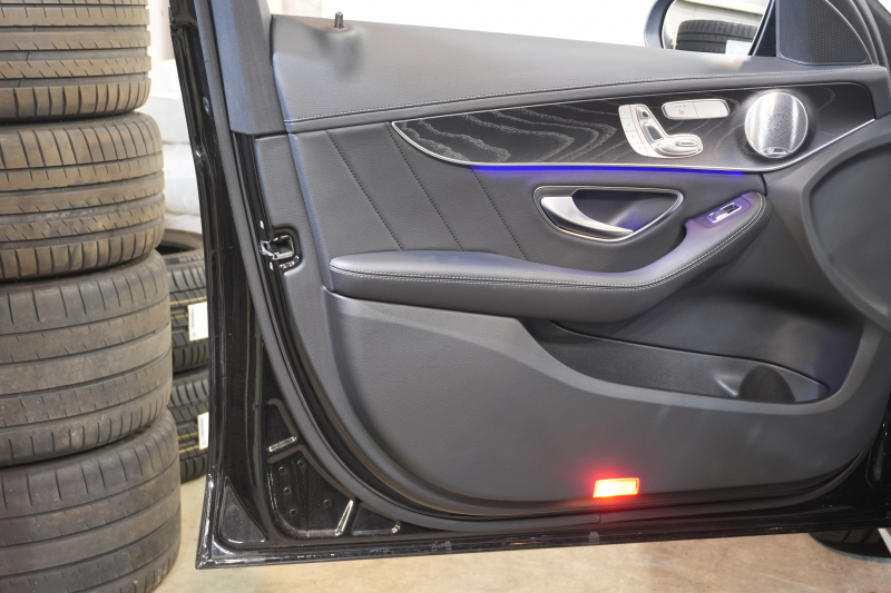 AMG Cクラス C43 4MATIC ｴｸｽｸﾙｰｼﾌﾞ ﾚｰﾀﾞｰSP 後期 黒革 ｼｰﾄﾋｰﾀｰ ﾊﾟﾉﾗﾏSR 純正ﾅﾋﾞ ﾌﾙｾｸﾞTV CarPlay ﾍｯﾄﾞｱｯﾌﾟD ﾌﾞﾙﾒｽﾀｰ Bｶﾒﾗ 自動ﾄﾗﾝｸ&ﾊﾝｽﾞﾌﾘｰA ｴｱﾊﾞﾗﾝｽPKG 19ｲﾝﾁAW　2年保証