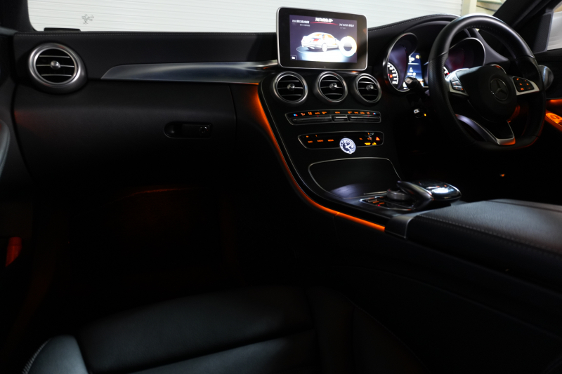 メルセデスベンツ Cクラス C250ｽﾎﾟｰﾂ ﾚｻﾞｰｴｸｽｸﾙｰｼﾌﾞ&ﾌﾟﾚﾐｱﾑｱﾝﾄﾞﾚｰﾀﾞｰｾｰﾌﾃｨPKG　黒革 ｼｰﾄﾋｰﾀｰ ﾊﾟﾉﾗﾏSR HDDﾅﾋﾞ 純正ﾅﾋﾞ ﾌﾙｾｸﾞTV BT ﾌﾞﾙﾒｽﾀｰ HUD Bｶﾒﾗ LEDﾍｯﾄﾞ 自動Rｹﾞｰﾄ/ﾊﾝｽﾞﾌﾘｰA ｴｱﾊﾞﾗﾝｽPKG AMGｴｱﾛ&19ｲﾝﾁAW　2年保証