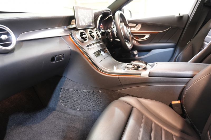 メルセデスベンツ Cクラス C250ｽﾎﾟｰﾂ ﾚｻﾞｰｴｸｽｸﾙｰｼﾌﾞ&ﾌﾟﾚﾐｱﾑｱﾝﾄﾞﾚｰﾀﾞｰｾｰﾌﾃｨPKG　黒革 ｼｰﾄﾋｰﾀｰ ﾊﾟﾉﾗﾏSR HDDﾅﾋﾞ 純正ﾅﾋﾞ ﾌﾙｾｸﾞTV BT ﾌﾞﾙﾒｽﾀｰ HUD Bｶﾒﾗ LEDﾍｯﾄﾞ 自動Rｹﾞｰﾄ/ﾊﾝｽﾞﾌﾘｰA ｴｱﾊﾞﾗﾝｽPKG AMGｴｱﾛ&19ｲﾝﾁAW　2年保証