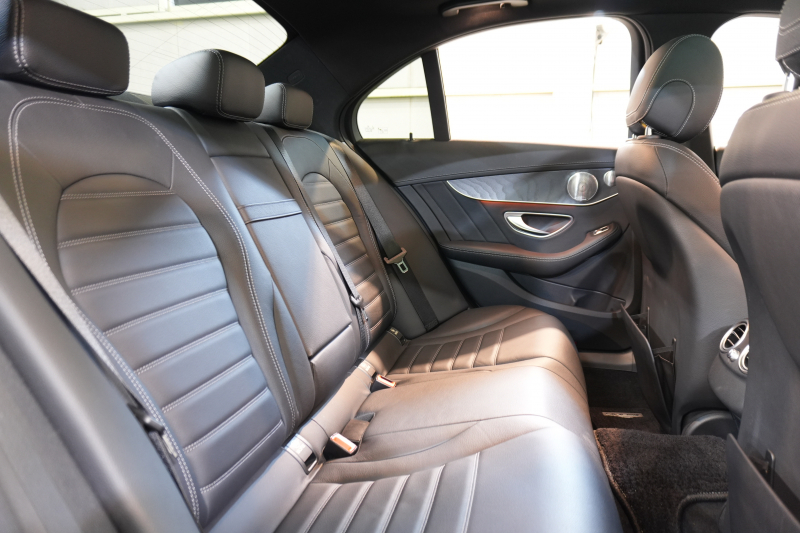 メルセデスベンツ Cクラス C250ｽﾎﾟｰﾂ ﾚｻﾞｰｴｸｽｸﾙｰｼﾌﾞ&ﾌﾟﾚﾐｱﾑｱﾝﾄﾞﾚｰﾀﾞｰｾｰﾌﾃｨPKG　黒革 ｼｰﾄﾋｰﾀｰ ﾊﾟﾉﾗﾏSR HDDﾅﾋﾞ 純正ﾅﾋﾞ ﾌﾙｾｸﾞTV BT ﾌﾞﾙﾒｽﾀｰ HUD Bｶﾒﾗ LEDﾍｯﾄﾞ 自動Rｹﾞｰﾄ/ﾊﾝｽﾞﾌﾘｰA ｴｱﾊﾞﾗﾝｽPKG AMGｴｱﾛ&19ｲﾝﾁAW　2年保証