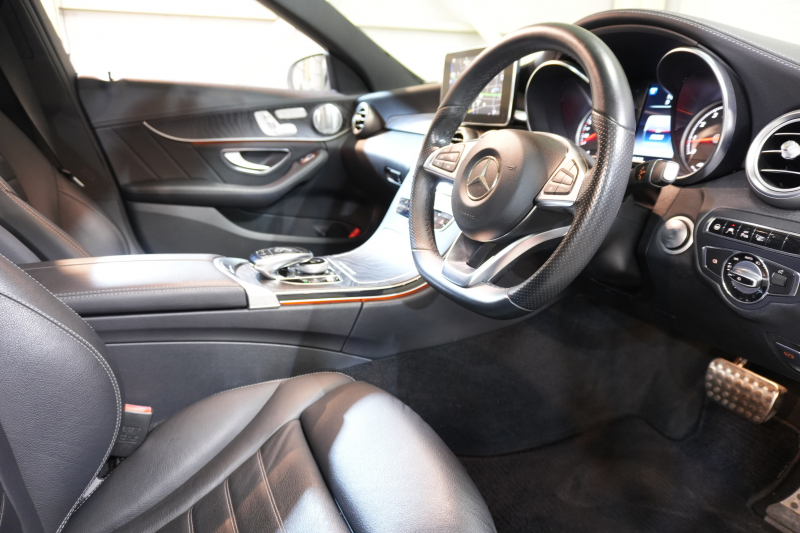 メルセデスベンツ Cクラス C250ｽﾎﾟｰﾂ ﾚｻﾞｰｴｸｽｸﾙｰｼﾌﾞ&ﾌﾟﾚﾐｱﾑｱﾝﾄﾞﾚｰﾀﾞｰｾｰﾌﾃｨPKG　黒革 ｼｰﾄﾋｰﾀｰ ﾊﾟﾉﾗﾏSR HDDﾅﾋﾞ 純正ﾅﾋﾞ ﾌﾙｾｸﾞTV BT ﾌﾞﾙﾒｽﾀｰ HUD Bｶﾒﾗ LEDﾍｯﾄﾞ 自動Rｹﾞｰﾄ/ﾊﾝｽﾞﾌﾘｰA ｴｱﾊﾞﾗﾝｽPKG AMGｴｱﾛ&19ｲﾝﾁAW　2年保証