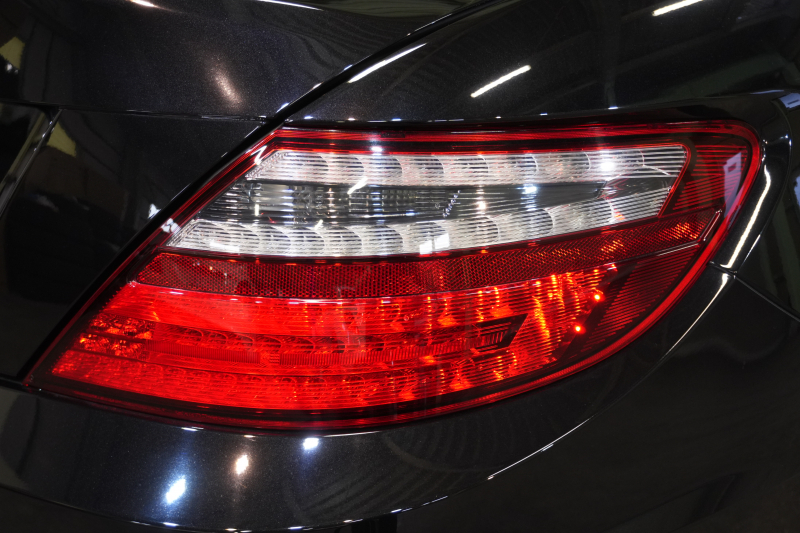 メルセデスベンツ SLKクラス SLK200 ｴｸｽｸﾙｰｼﾌﾞ ﾚｰﾀﾞｰSP　黒革 ｼｰﾄﾋｰﾀｰ ｴｱｽｶｰﾌ 純正ﾅﾋﾞ ﾌﾙｾｸﾞTV MBﾛｺﾞﾌﾞﾚｰｷ ｷｰﾚｽ ｷｾﾉﾝ  AMGｴｱﾛ&18ｲﾝﾁAW 　2年保証