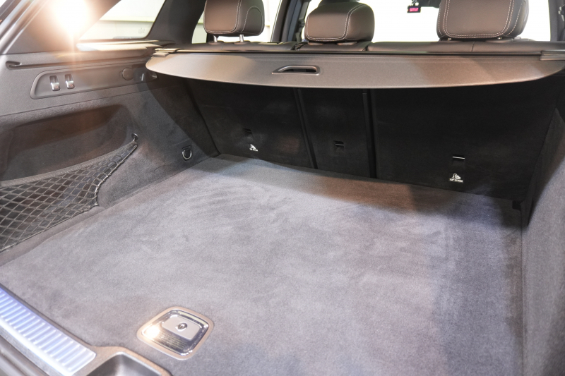 メルセデスベンツ GLC GLC220d 4MATIC AMGﾗｲﾝ ﾚｻﾞｰEXC&ﾚｰﾀﾞｰSP　後期ﾓﾃﾞﾙ 黒革 ｼｰﾄﾋｰﾀｰ&ｸｰﾗｰ MBUXﾅﾋﾞ ﾌﾙｾｸﾞTV ﾍｯﾄﾞｱｯﾌﾟD 360ｶﾒﾗ ﾌﾞﾙﾒｽﾀｰ ﾏﾙﾁﾋﾞｰﾑLED 自動Rｹﾞｰﾄ&ﾊﾝｽﾞﾌﾘｰA AMGｴｱﾛ&19ｲﾝﾁAW　2年保証