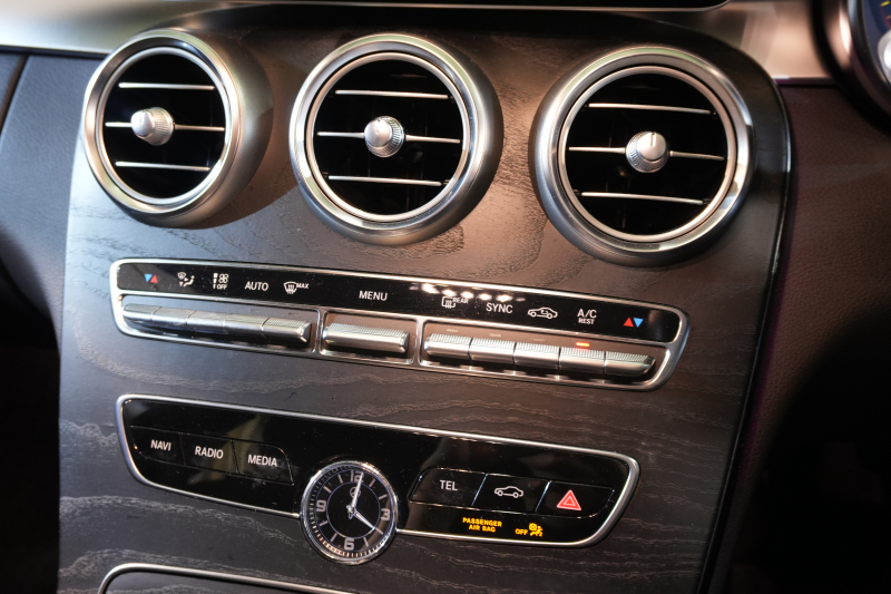 メルセデスベンツ Cクラス C200 ﾜｺﾞﾝ ﾛｰﾚｳｽED ｽﾎﾟｰﾂﾌﾟﾗｽ&ﾚｰﾀﾞｰｾｰﾌﾃｨPKG　後期 黒革 ｼｰﾄﾋｰﾀｰ 純正ﾅﾋﾞ ﾌﾙｾｸﾞTV CarPlay ﾍｯﾄﾞｱｯﾌﾟD Bｶﾒﾗ ﾏﾙﾁﾋﾞｰﾑLED ﾜｲﾔﾚｽﾁｬｰｼﾞﾝｸﾞ AMGｴｱﾛ&18ｲﾝﾁAW　2年保証