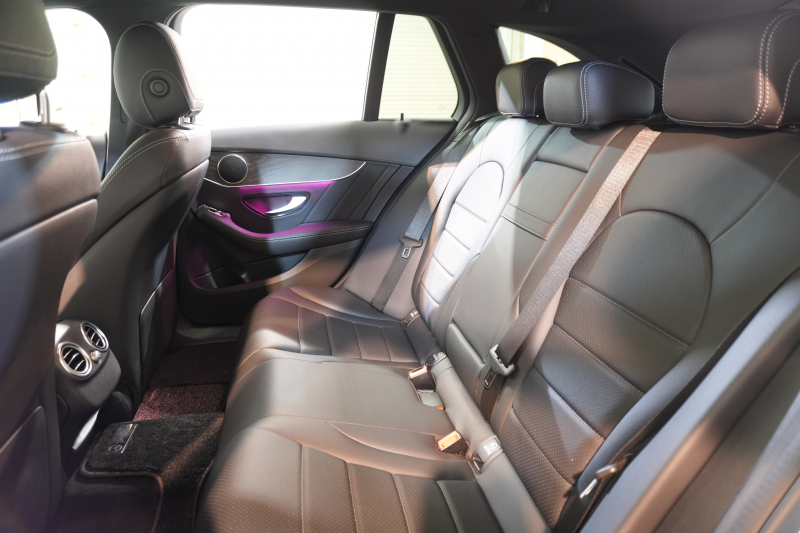 メルセデスベンツ Cクラス C200 ﾜｺﾞﾝ ﾛｰﾚｳｽED ｽﾎﾟｰﾂﾌﾟﾗｽ&ﾚｰﾀﾞｰｾｰﾌﾃｨPKG　後期 黒革 ｼｰﾄﾋｰﾀｰ 純正ﾅﾋﾞ ﾌﾙｾｸﾞTV CarPlay ﾍｯﾄﾞｱｯﾌﾟD Bｶﾒﾗ ﾏﾙﾁﾋﾞｰﾑLED ﾜｲﾔﾚｽﾁｬｰｼﾞﾝｸﾞ AMGｴｱﾛ&18ｲﾝﾁAW　2年保証