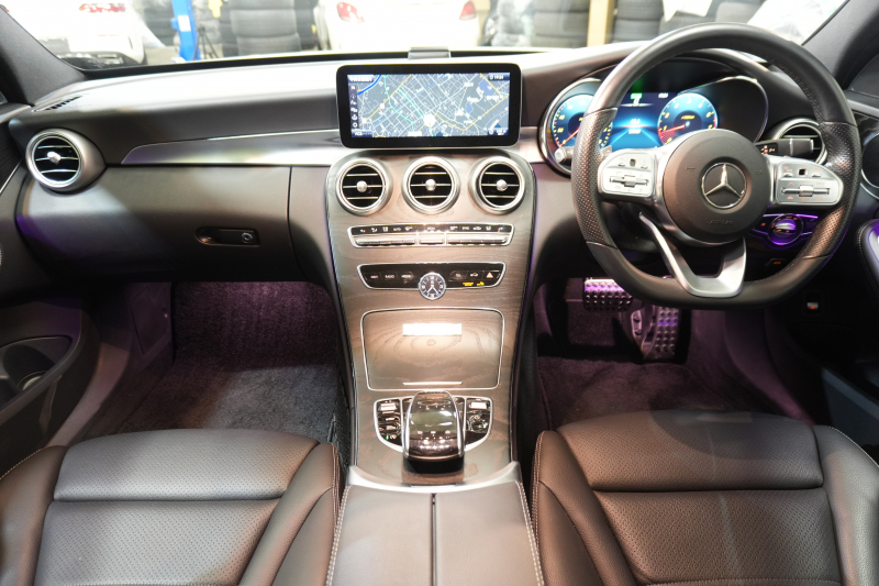 メルセデスベンツ Cクラス C200 ﾜｺﾞﾝ ﾛｰﾚｳｽED ｽﾎﾟｰﾂﾌﾟﾗｽ&ﾚｰﾀﾞｰｾｰﾌﾃｨPKG　後期 黒革 ｼｰﾄﾋｰﾀｰ 純正ﾅﾋﾞ ﾌﾙｾｸﾞTV CarPlay ﾍｯﾄﾞｱｯﾌﾟD Bｶﾒﾗ ﾏﾙﾁﾋﾞｰﾑLED ﾜｲﾔﾚｽﾁｬｰｼﾞﾝｸﾞ AMGｴｱﾛ&18ｲﾝﾁAW　2年保証