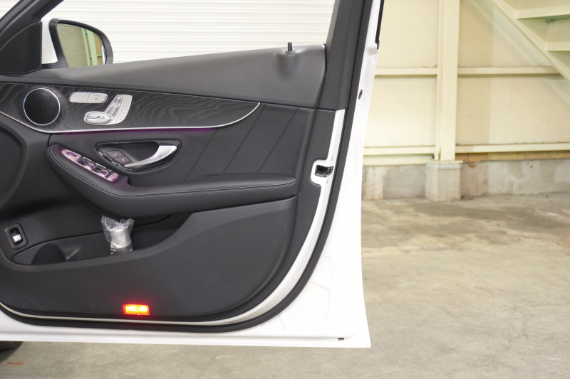 メルセデスベンツ Cクラス C200 ﾜｺﾞﾝ ﾛｰﾚｳｽED ｽﾎﾟｰﾂﾌﾟﾗｽ&ﾚｰﾀﾞｰｾｰﾌﾃｨPKG　後期 黒革 ｼｰﾄﾋｰﾀｰ 純正ﾅﾋﾞ ﾌﾙｾｸﾞTV CarPlay ﾍｯﾄﾞｱｯﾌﾟD Bｶﾒﾗ ﾏﾙﾁﾋﾞｰﾑLED ﾜｲﾔﾚｽﾁｬｰｼﾞﾝｸﾞ AMGｴｱﾛ&18ｲﾝﾁAW　2年保証