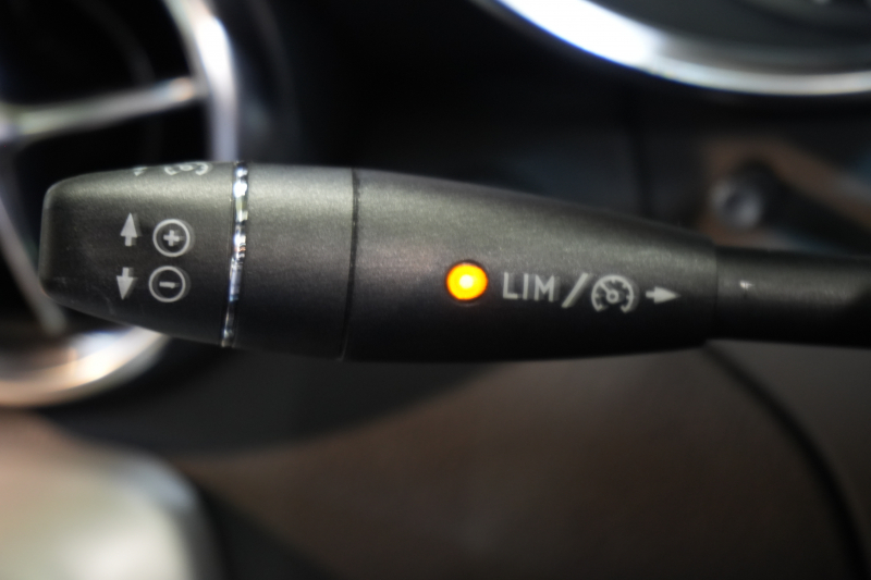 メルセデスベンツ SLKクラス SLK350 BL-EF AMGｽﾎﾟｰﾂ&ﾅｯﾊﾟﾌﾙﾚｻﾞｰPKG　赤ﾅｯﾊﾟ革 ｼｰﾄﾋｰﾀｰ ｴｱｽｶｰﾌ 純正ﾅﾋﾞ ﾌﾙｾｸﾞTV 専用ﾃﾞｻﾞｲﾝｷｾﾉﾝﾍｯﾄﾞ ﾀﾞｯｼｭﾎﾞｰﾄﾞｸﾛｯｸ ｱﾝﾋﾞｴﾝﾄﾗｲﾄ AMGｴｱﾛ&18ｲﾝﾁAW　2年保証