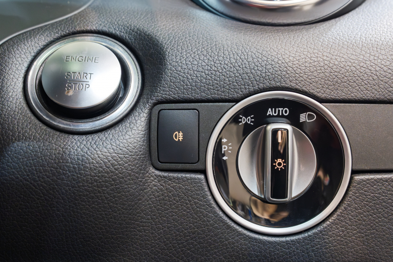 メルセデスベンツ SLKクラス SLK350 BL-EF AMGｽﾎﾟｰﾂ&ﾅｯﾊﾟﾌﾙﾚｻﾞｰPKG　赤ﾅｯﾊﾟ革 ｼｰﾄﾋｰﾀｰ ｴｱｽｶｰﾌ 純正ﾅﾋﾞ ﾌﾙｾｸﾞTV 専用ﾃﾞｻﾞｲﾝｷｾﾉﾝﾍｯﾄﾞ ﾀﾞｯｼｭﾎﾞｰﾄﾞｸﾛｯｸ ｱﾝﾋﾞｴﾝﾄﾗｲﾄ AMGｴｱﾛ&18ｲﾝﾁAW　2年保証