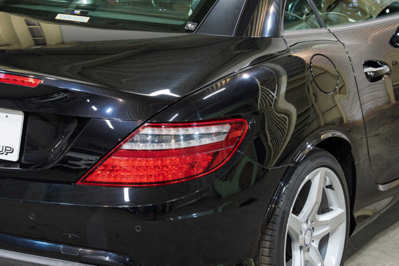 メルセデスベンツ SLKクラス SLK350 BL-EF AMGｽﾎﾟｰﾂ&ﾅｯﾊﾟﾌﾙﾚｻﾞｰPKG　赤ﾅｯﾊﾟ革 ｼｰﾄﾋｰﾀｰ ｴｱｽｶｰﾌ 純正ﾅﾋﾞ ﾌﾙｾｸﾞTV 専用ﾃﾞｻﾞｲﾝｷｾﾉﾝﾍｯﾄﾞ ﾀﾞｯｼｭﾎﾞｰﾄﾞｸﾛｯｸ ｱﾝﾋﾞｴﾝﾄﾗｲﾄ AMGｴｱﾛ&18ｲﾝﾁAW　2年保証