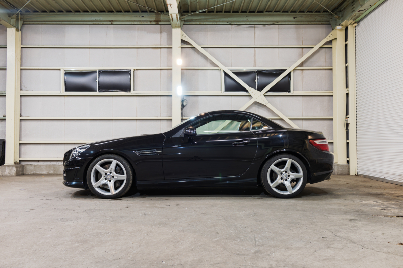 メルセデスベンツ SLKクラス SLK350 BL-EF AMGｽﾎﾟｰﾂ&ﾅｯﾊﾟﾌﾙﾚｻﾞｰPKG　赤ﾅｯﾊﾟ革 ｼｰﾄﾋｰﾀｰ ｴｱｽｶｰﾌ 純正ﾅﾋﾞ ﾌﾙｾｸﾞTV 専用ﾃﾞｻﾞｲﾝｷｾﾉﾝﾍｯﾄﾞ ﾀﾞｯｼｭﾎﾞｰﾄﾞｸﾛｯｸ ｱﾝﾋﾞｴﾝﾄﾗｲﾄ AMGｴｱﾛ&18ｲﾝﾁAW　2年保証