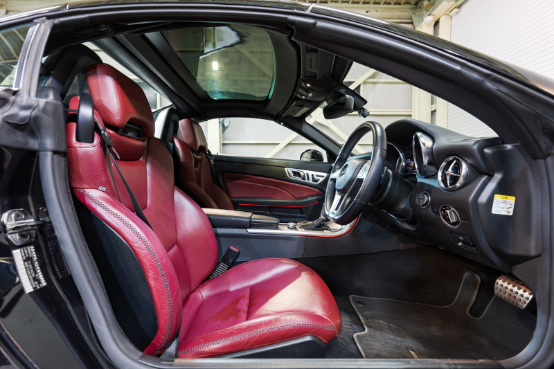 メルセデスベンツ SLKクラス SLK350 BL-EF AMGｽﾎﾟｰﾂ&ﾅｯﾊﾟﾌﾙﾚｻﾞｰPKG　赤ﾅｯﾊﾟ革 ｼｰﾄﾋｰﾀｰ ｴｱｽｶｰﾌ 純正ﾅﾋﾞ ﾌﾙｾｸﾞTV 専用ﾃﾞｻﾞｲﾝｷｾﾉﾝﾍｯﾄﾞ ﾀﾞｯｼｭﾎﾞｰﾄﾞｸﾛｯｸ ｱﾝﾋﾞｴﾝﾄﾗｲﾄ AMGｴｱﾛ&18ｲﾝﾁAW　2年保証