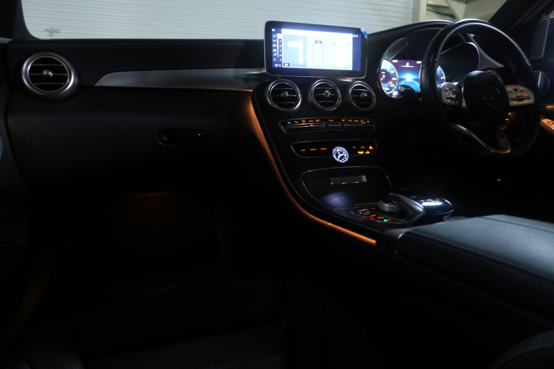 メルセデスベンツ Cクラス C220d ﾛｰﾚｳｽED ﾚｻﾞｰEXC ｽﾎﾟｰﾂﾌﾟﾗｽ&ﾚｰﾀﾞｰｾｰﾌﾃｨPKG　後期 1ｵｰﾅｰ 特別仕様 黒革 ﾋｰﾀｰ&ｸｰﾗｰ ﾊﾟﾉﾗﾏSR 純正ﾅﾋﾞ ﾌﾙｾｸﾞTV 360ｶﾒﾗ ﾌﾞﾙﾒｽﾀｰ ﾏﾙﾁﾋﾞｰﾑLEDﾗｲﾄ HUD 自動ﾄﾗﾝｸ ﾌｯﾄｵｰﾌﾟﾅｰ ｴｱｻｽ AMGｴｱﾛ&18AW　2年保証