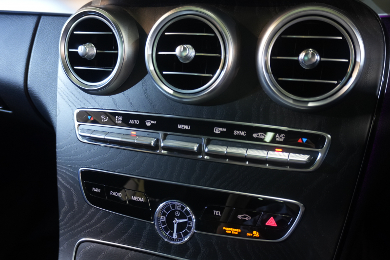 メルセデスベンツ Cクラス C220d ﾛｰﾚｳｽED ﾚｻﾞｰEXC ｽﾎﾟｰﾂﾌﾟﾗｽ&ﾚｰﾀﾞｰｾｰﾌﾃｨPKG　後期 1ｵｰﾅｰ 特別仕様 黒革 ﾋｰﾀｰ&ｸｰﾗｰ ﾊﾟﾉﾗﾏSR 純正ﾅﾋﾞ ﾌﾙｾｸﾞTV 360ｶﾒﾗ ﾌﾞﾙﾒｽﾀｰ ﾏﾙﾁﾋﾞｰﾑLEDﾗｲﾄ HUD 自動ﾄﾗﾝｸ ﾌｯﾄｵｰﾌﾟﾅｰ ｴｱｻｽ AMGｴｱﾛ&18AW　2年保証