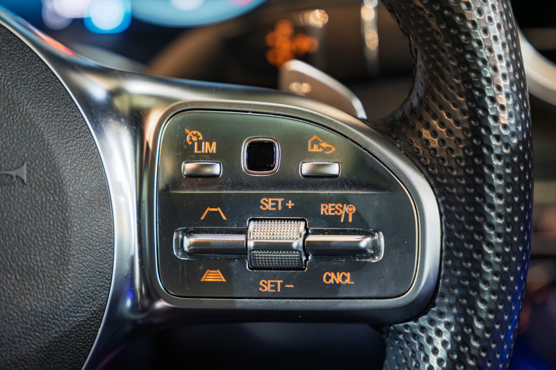 メルセデスベンツ Cクラス C220d ﾛｰﾚｳｽED ﾚｻﾞｰEXC ｽﾎﾟｰﾂﾌﾟﾗｽ&ﾚｰﾀﾞｰｾｰﾌﾃｨPKG　後期 1ｵｰﾅｰ 特別仕様 黒革 ﾋｰﾀｰ&ｸｰﾗｰ ﾊﾟﾉﾗﾏSR 純正ﾅﾋﾞ ﾌﾙｾｸﾞTV 360ｶﾒﾗ ﾌﾞﾙﾒｽﾀｰ ﾏﾙﾁﾋﾞｰﾑLEDﾗｲﾄ HUD 自動ﾄﾗﾝｸ ﾌｯﾄｵｰﾌﾟﾅｰ ｴｱｻｽ AMGｴｱﾛ&18AW　2年保証