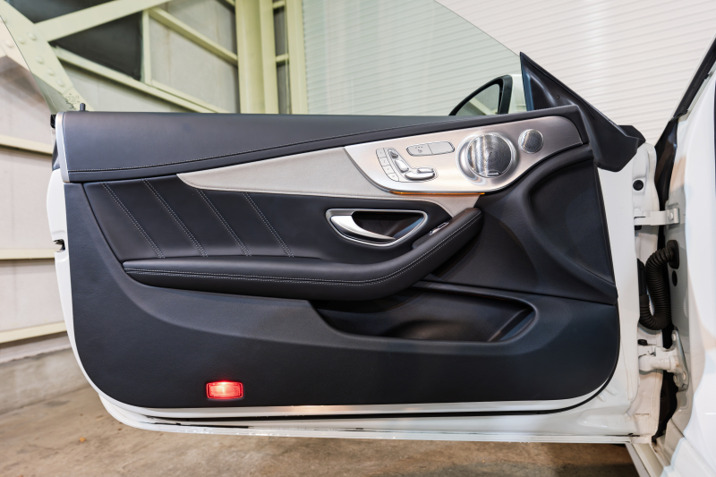 AMG Cクラス C63S ｸｰﾍﾟ ﾚｰﾀﾞｰSP　黒革 ｼｰﾄﾋｰﾀｰ 純正ﾅﾋﾞ ﾌﾙｾｸﾞTV ﾌﾞﾙﾒｽﾀｰ ﾏﾙﾁｶﾗｰｱﾝﾋﾞｴﾝﾄﾗｲﾄ ﾊﾟﾌｫｰﾏﾝｽｴｸﾞｿﾞｰｽﾄ AMGｴｱﾛ&19ｲﾝﾁAW　2年保証