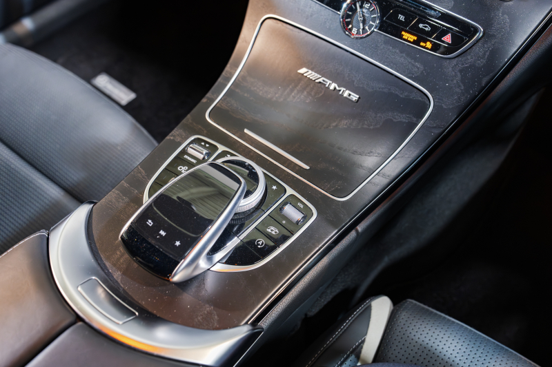 AMG Cクラス C63S ｸｰﾍﾟ ﾚｰﾀﾞｰSP　黒革 ｼｰﾄﾋｰﾀｰ 純正ﾅﾋﾞ ﾌﾙｾｸﾞTV ﾌﾞﾙﾒｽﾀｰ ﾏﾙﾁｶﾗｰｱﾝﾋﾞｴﾝﾄﾗｲﾄ ﾊﾟﾌｫｰﾏﾝｽｴｸﾞｿﾞｰｽﾄ AMGｴｱﾛ&19ｲﾝﾁAW　2年保証