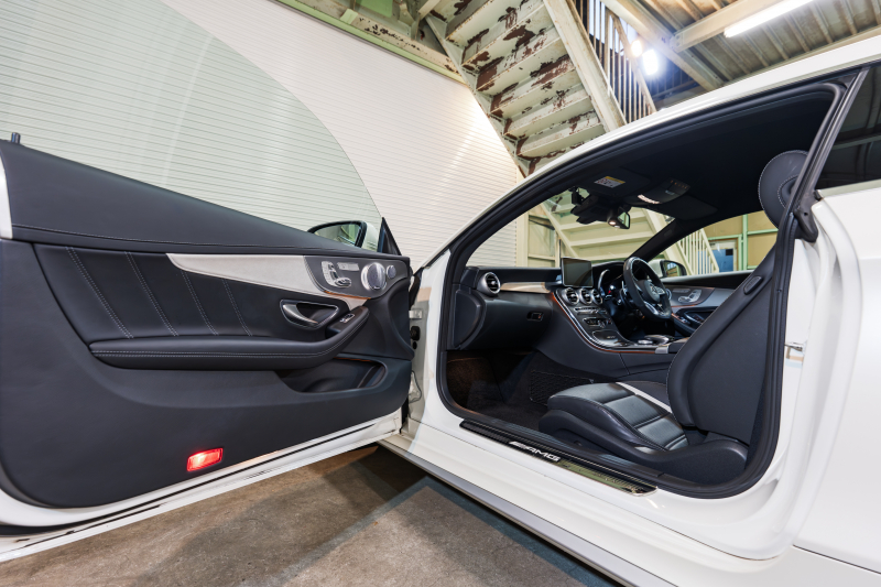 AMG Cクラス C63S ｸｰﾍﾟ ﾚｰﾀﾞｰSP　黒革 ｼｰﾄﾋｰﾀｰ 純正ﾅﾋﾞ ﾌﾙｾｸﾞTV ﾌﾞﾙﾒｽﾀｰ ﾏﾙﾁｶﾗｰｱﾝﾋﾞｴﾝﾄﾗｲﾄ ﾊﾟﾌｫｰﾏﾝｽｴｸﾞｿﾞｰｽﾄ AMGｴｱﾛ&19ｲﾝﾁAW　2年保証