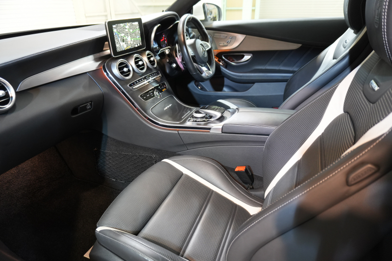 AMG Cクラス C63S ｸｰﾍﾟ ﾚｰﾀﾞｰSP　黒革 ｼｰﾄﾋｰﾀｰ 純正ﾅﾋﾞ ﾌﾙｾｸﾞTV ﾌﾞﾙﾒｽﾀｰ ﾏﾙﾁｶﾗｰｱﾝﾋﾞｴﾝﾄﾗｲﾄ ﾊﾟﾌｫｰﾏﾝｽｴｸﾞｿﾞｰｽﾄ AMGｴｱﾛ&19ｲﾝﾁAW　2年保証