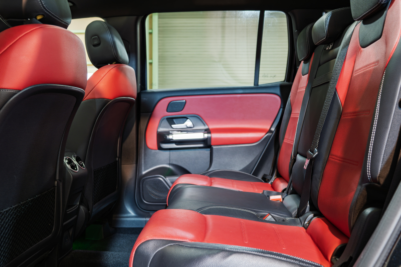 メルセデスベンツ GLB GLB200d AMGﾗｲﾝ ﾚｻﾞｰEXC&ｱﾄﾞﾊﾞﾝｽﾄﾞ&ﾅﾋﾞｹﾞｰｼｮﾝ&ﾚｰﾀﾞｰｾｰﾌﾃｨPKG　黒赤革 ｼｰﾄﾋｰﾀｰ ﾊﾟﾉﾗﾏSR MBUXﾅﾋﾞ ﾌﾙｾｸﾞTV 360ｶﾒﾗ HUD ﾏﾙﾁﾋﾞｰﾑLED ﾜｲﾔﾚｽﾁｬｰｼﾞﾝｸﾞ  AMGｴｱﾛ&19ｲﾝﾁAW　2年保証